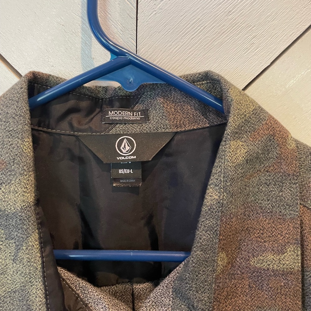Camo button down - Picture 3 of 3